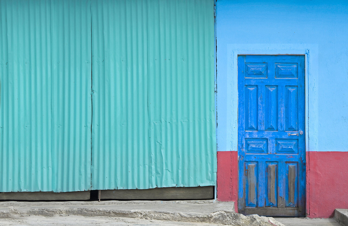 Corrugated Wall, Luja, Ecuador