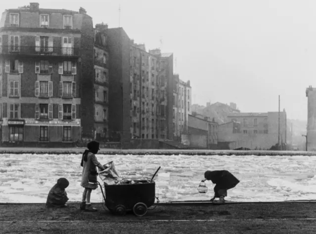 Robert Doisneau - Les glaneurs de charbon, 1945